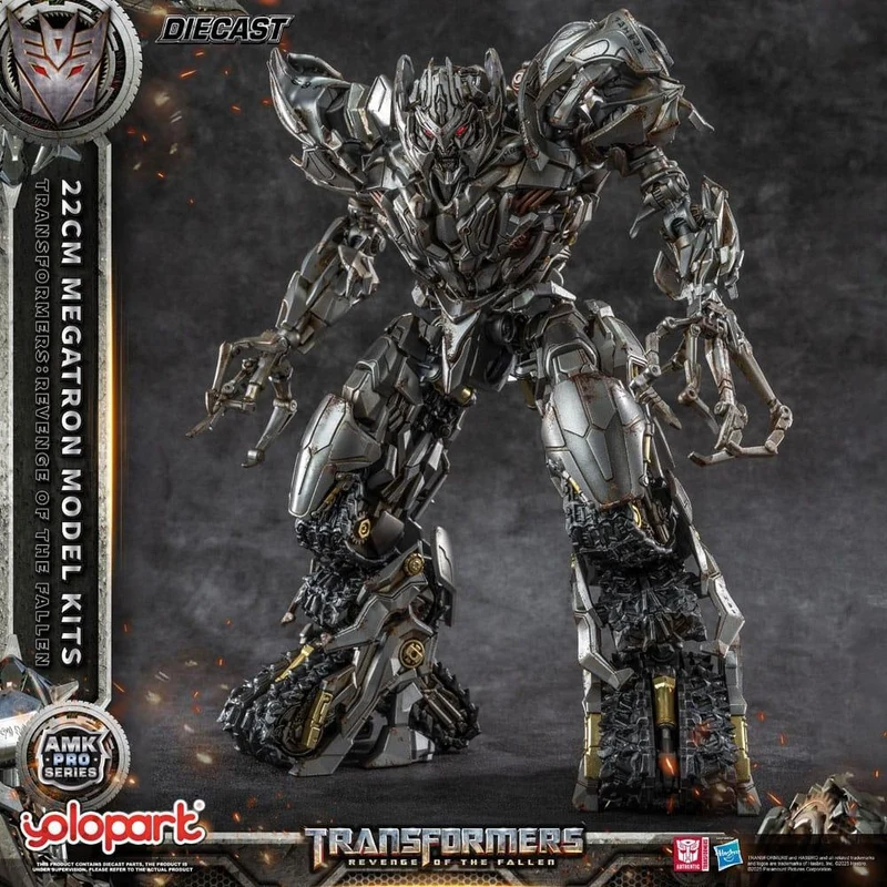 Transformers: Revenge of the Fallen AMK Pro Series Plastikkit Megatron (Överföringsversion) 22 cm