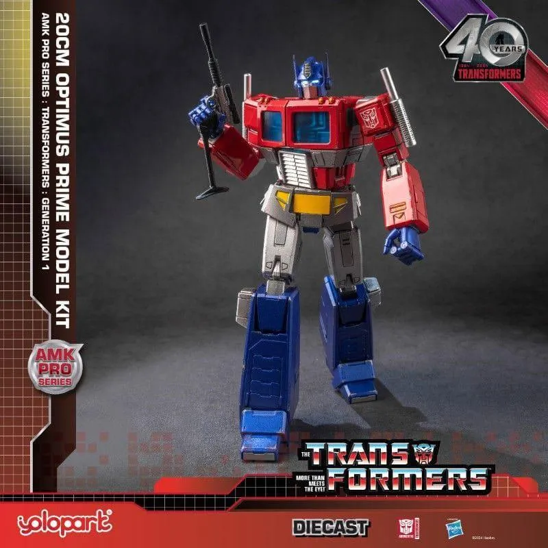 Transformers: Generation One AMK Pro Series Plastmodell Byggsats Optimus Prime 20 cm