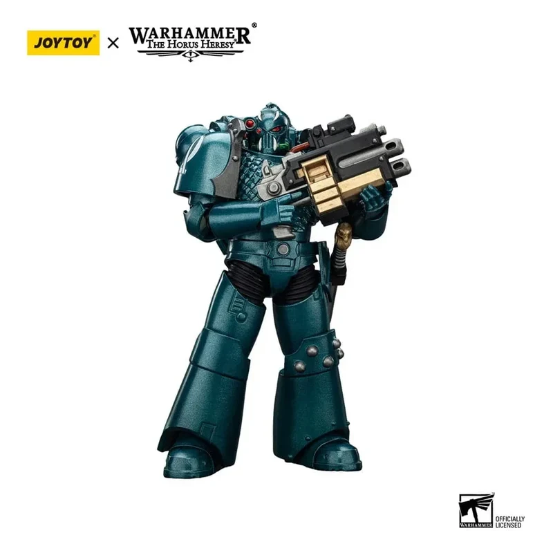 Warhammer The Horus Heresy Action Figur Alpha Legion Head Hunter med Banestrike Combi-Bolter och Power Dagger - 20 cm